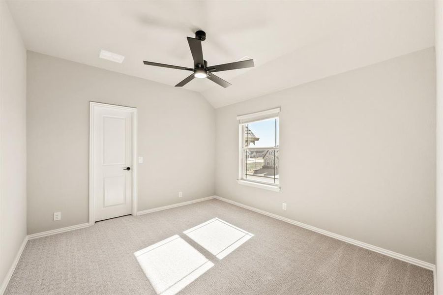 Spacious, unfurnished interior of a new home in Timberbrook, Justin (Image 37).