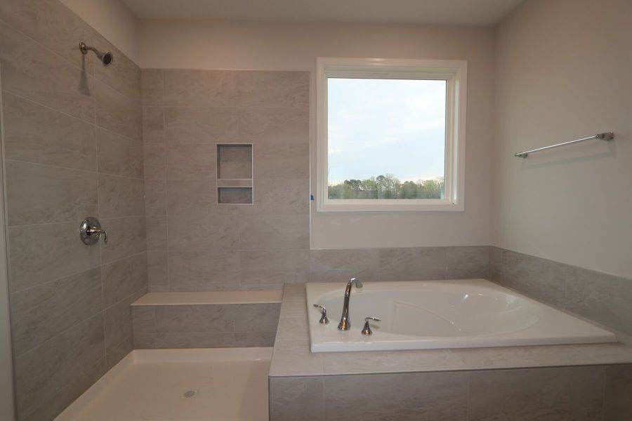 Owner's Bathroom Owner's Bathroom