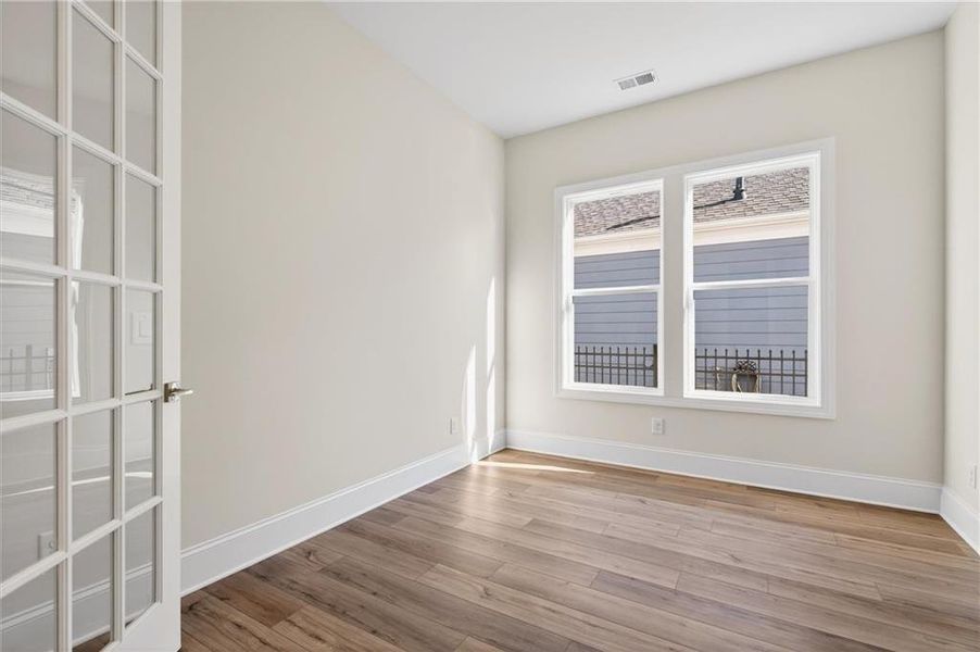 Spacious, unfurnished interior of a new home in The Reserve at Bells Ferry, Kennesaw (Image 38).