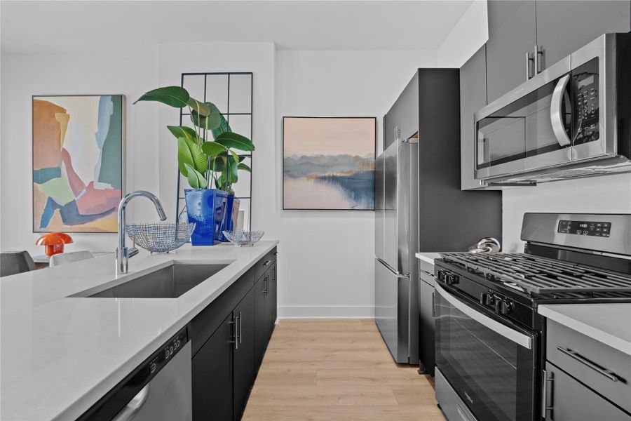 Images are for illustrative purposes only. Photos reflect a similar floor plan and are intended to convey the overall look and feel of the interiors.