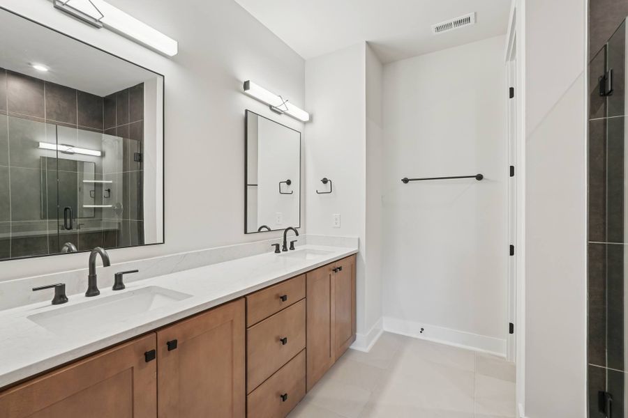Representative furnished interior of a home built from the Mitchell by Tri Pointe Homes in Summit At Homestead, Chapel Hill (Image 11).
