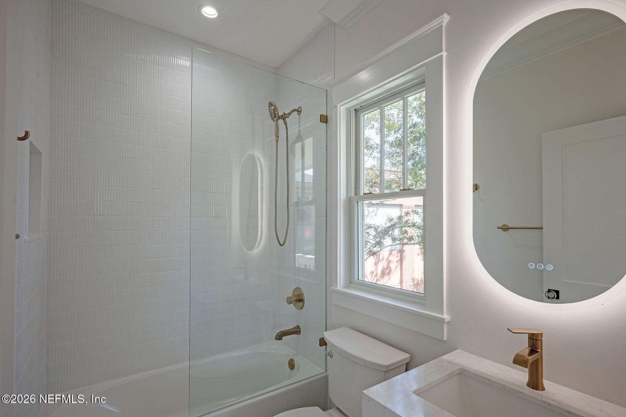 Furnished interior view inside a new home in , Jacksonville (Image 87).