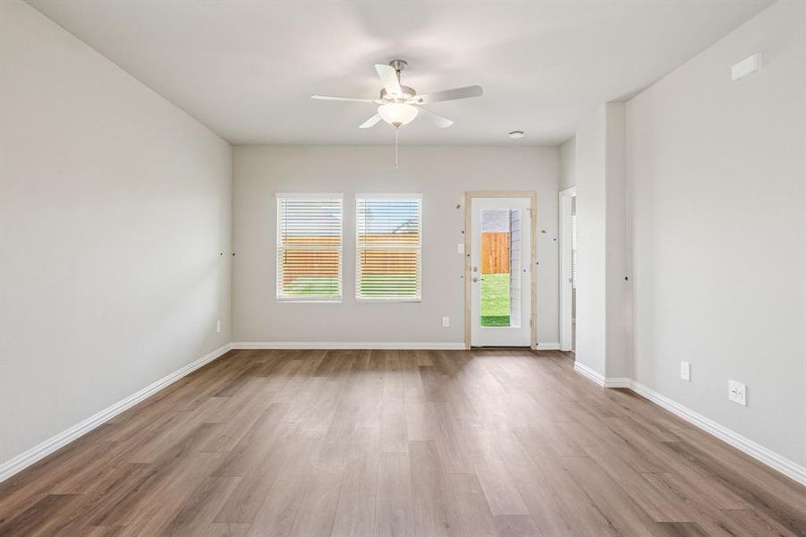 Photo is not of the actual home, but is an inspirational photo of builder’s model home and may depict options, furnishings, and/or decorator features that are not included. Photo is not of the actual home, but is an inspirational photo of builder’s model home and may depict options, furnishings, and/or decorator features that are not included.