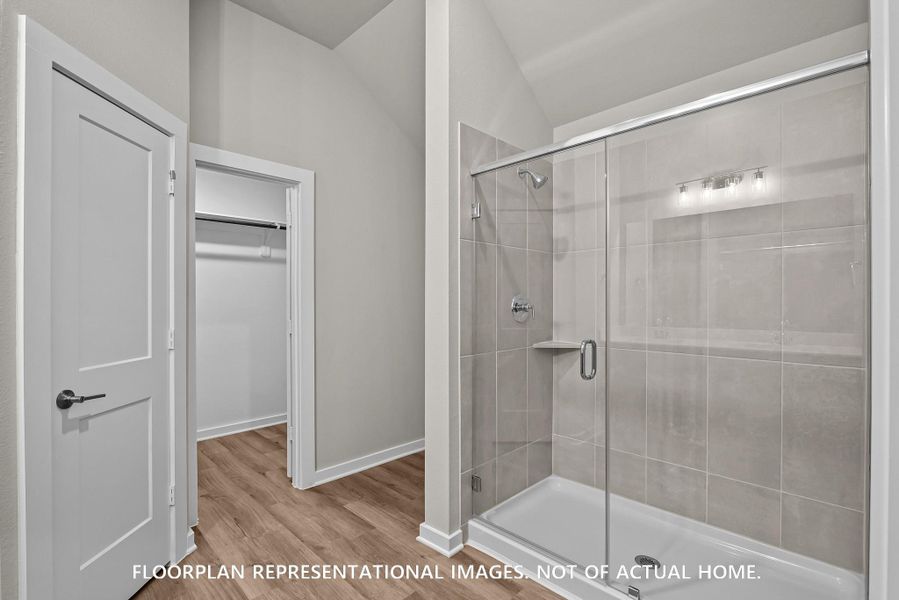 Image 25 of a home in Miller's Pond.