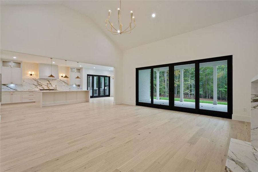 Spacious, unfurnished interior of a new home in , Alpharetta (Image 46).