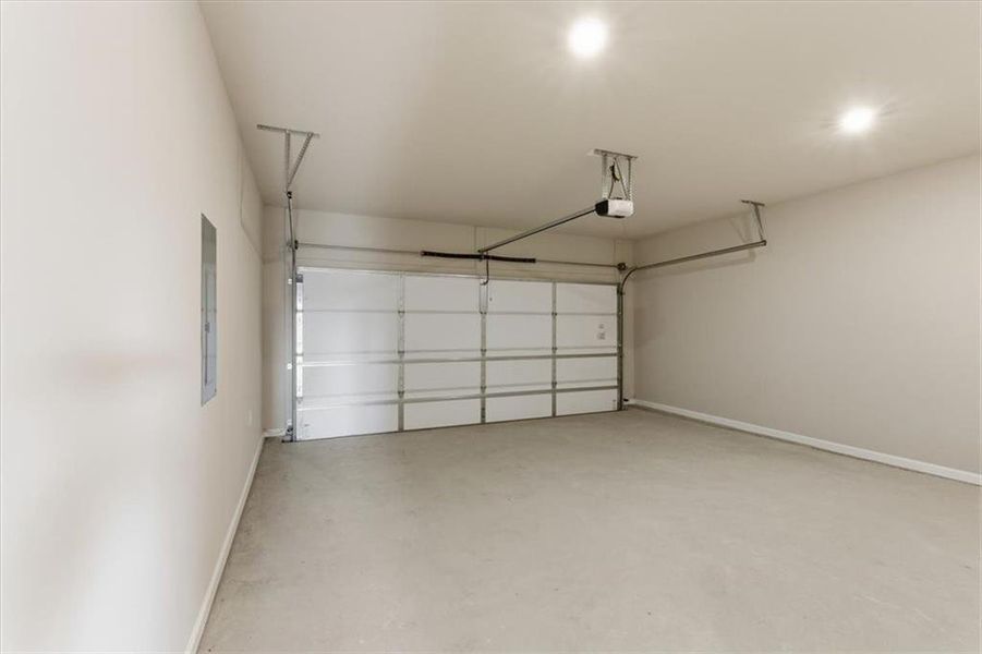 Spacious, unfurnished interior of a new home in Lakeside at Great Sky, Canton (Image 34).