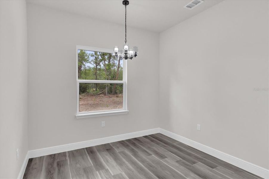 Spacious, unfurnished interior of a new home in , Ocala (Image 28).