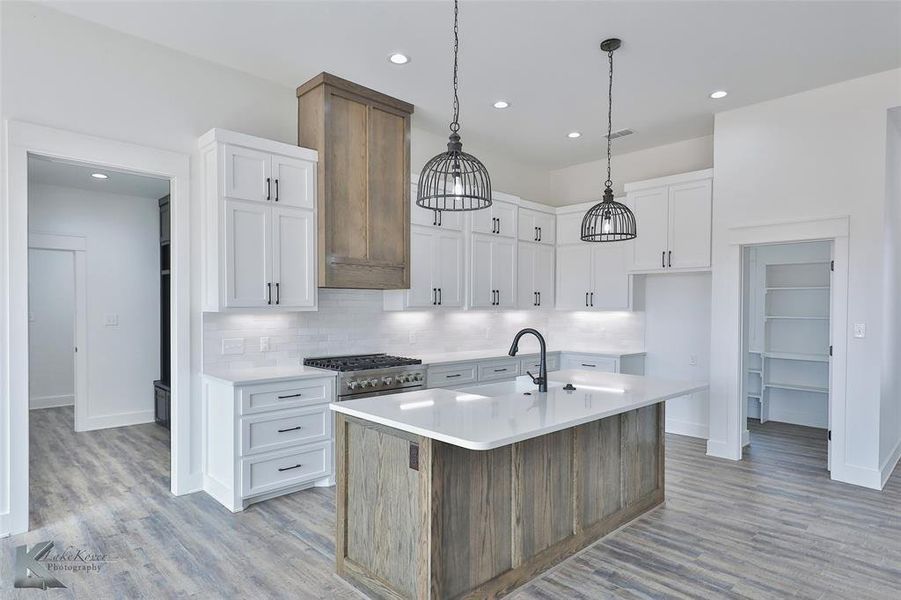 Furnished interior view inside a new home in , Tuscola (Image 15). Furnished interior view inside a new home in , Tuscola (Image 15).