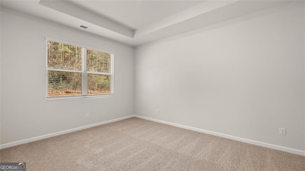 Spacious, unfurnished interior of a new home in Twin Lakes, Hoschton (Image 10).