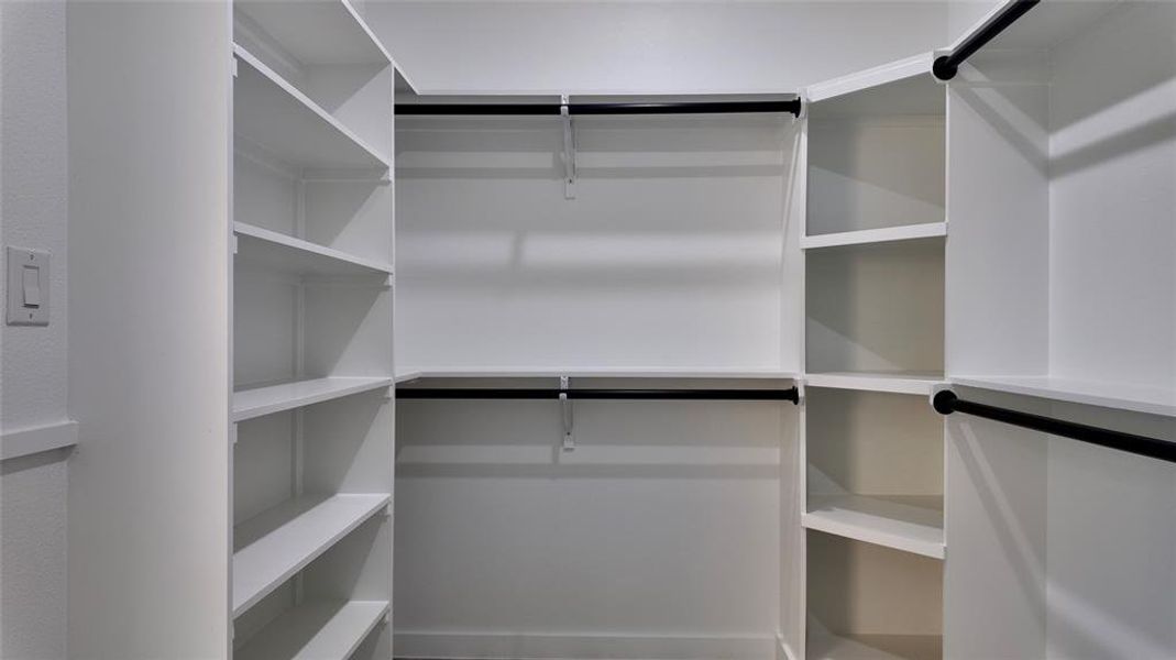 Close-up of interior finishes inside a home in , Red Oak (Image 15).