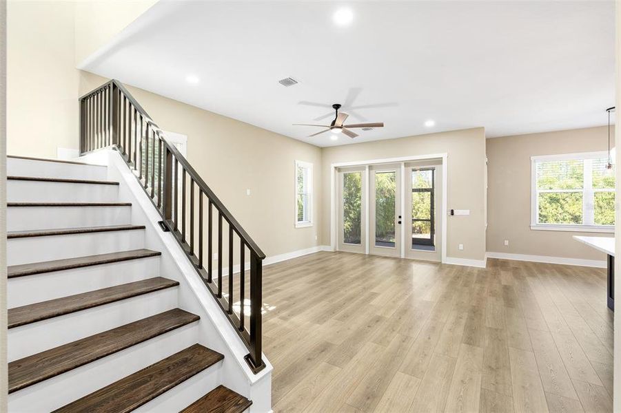 Spacious, unfurnished interior of a new home in , Tampa (Image 26).