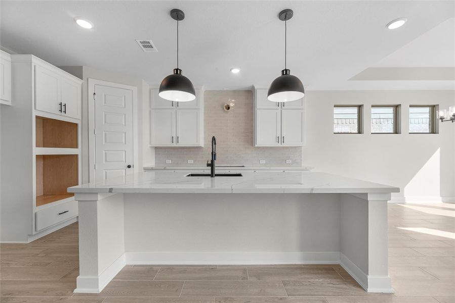 Furnished interior view inside a new home in Jordan Ranch – 50', Katy (Image 7). Furnished interior view inside a new home in Jordan Ranch – 50', Katy (Image 7).