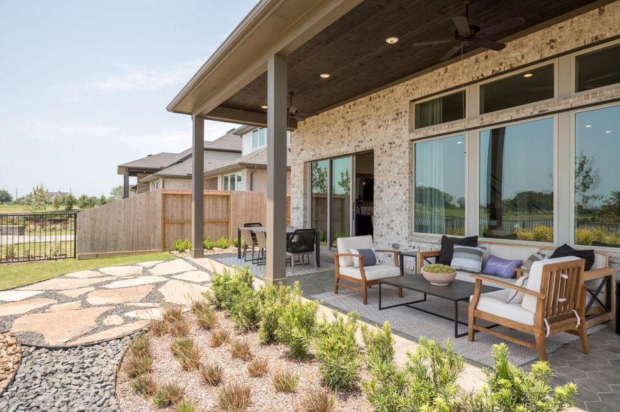 Representative exterior details of a home built from the Fulbright by Tri Pointe Homes in Pecan Ridge, Fulshear (Image 3). Representative exterior details of a home built from the Fulbright by Tri Pointe Homes in Pecan Ridge, Fulshear (Image 3).