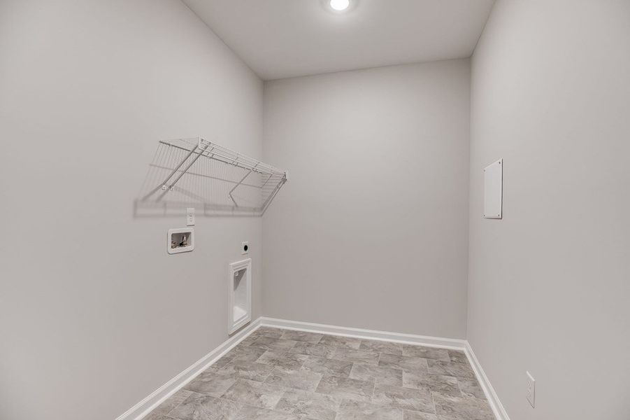 Spacious, unfurnished interior of a new home in LOVVORN ESTATES, Carrollton (Image 44).