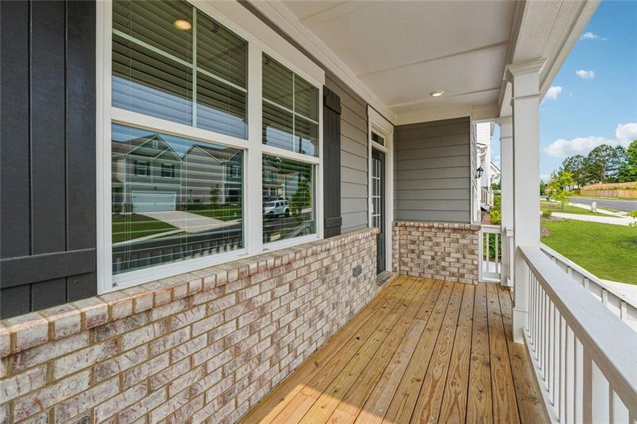 Exterior details and patio area of a home in , Dallas (Image 23).