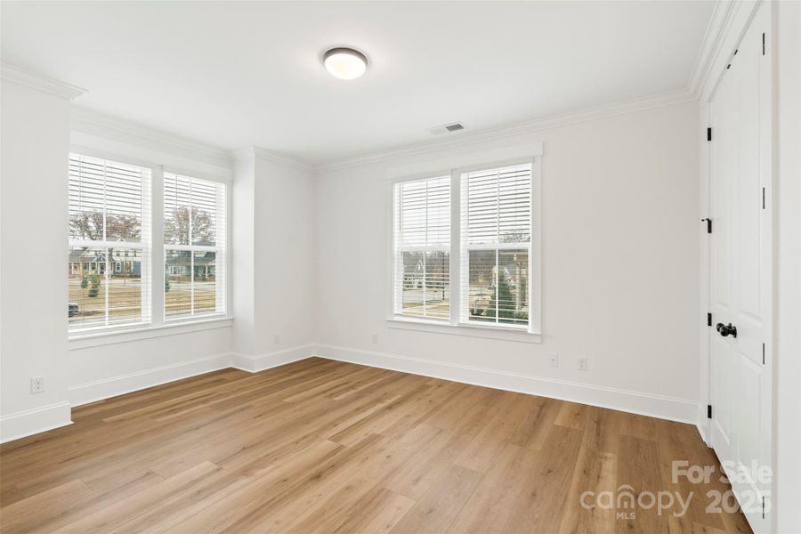 Spacious, unfurnished interior of a new home in Riverwalk, Rock Hill (Image 28).