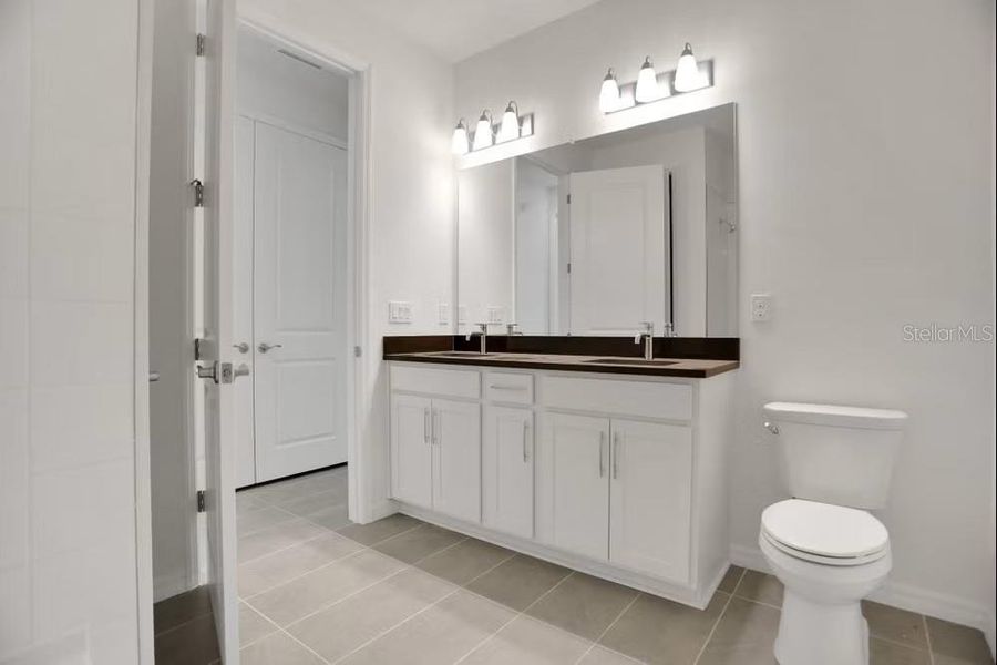 Furnished interior view inside a new home in Turnleaf, Punta Gorda (Image 5).