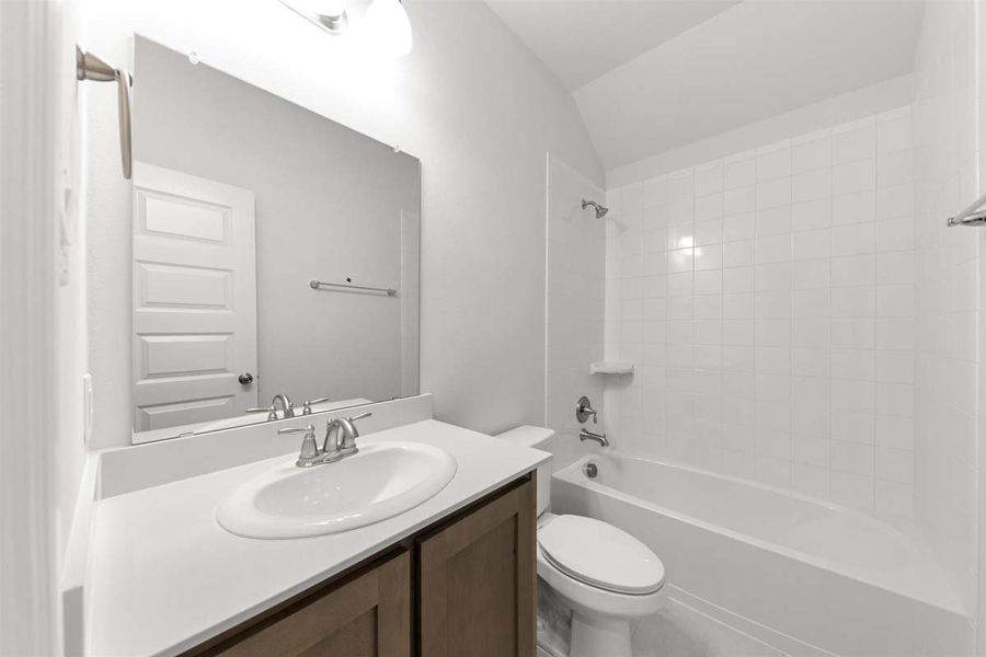 Representative furnished interior of a home built from the Prosper by Pacesetter Homes in Timberbrook, Justin (Image 8).
