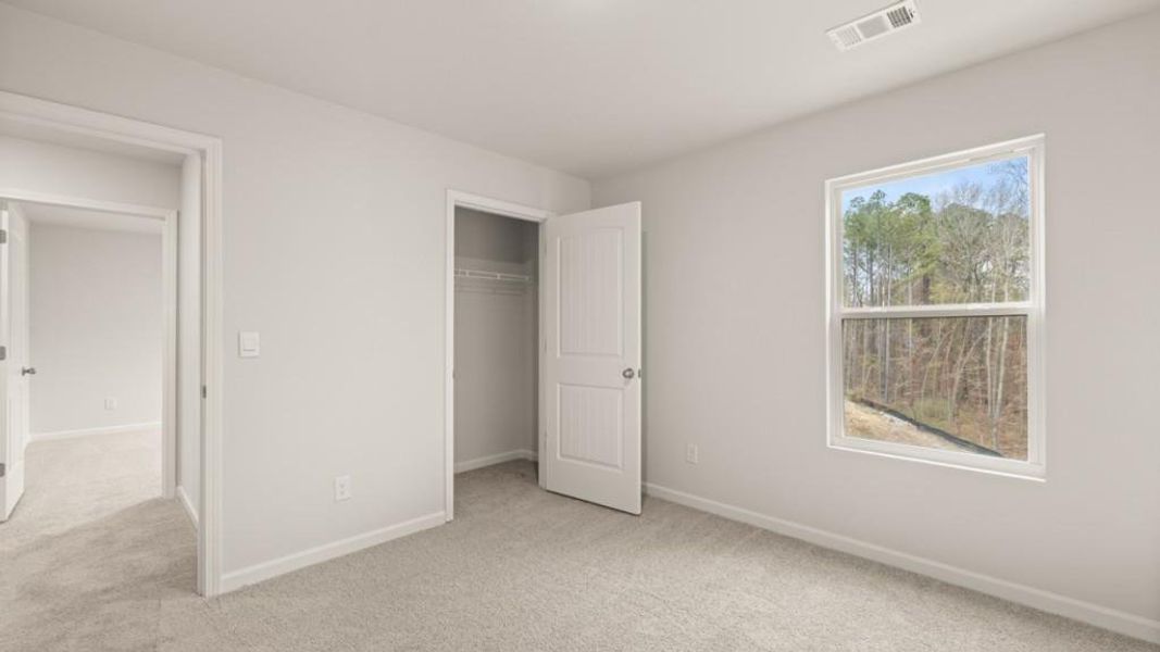 Spacious, unfurnished interior of a new home in Pointe Park, Union City (Image 13).