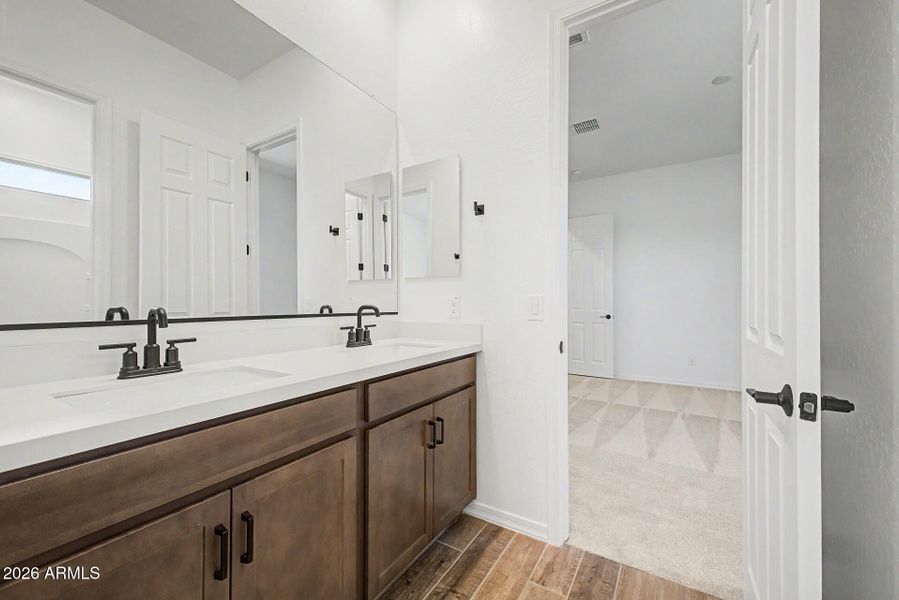 PHX_Empire_Lot 7049_Kelly_22700_bath2