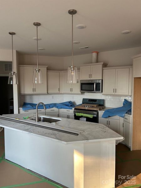 Image 10 of a home in The Courtyards at Hodges Farm. Image 10 of a home in The Courtyards at Hodges Farm.