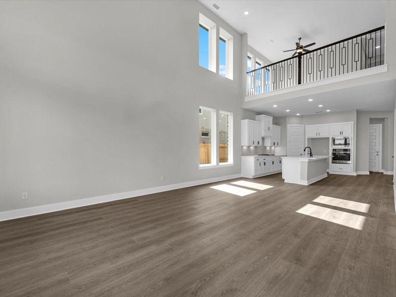 Spacious, unfurnished interior of a new home in Pecan Ridge, Fulshear (Image 23).