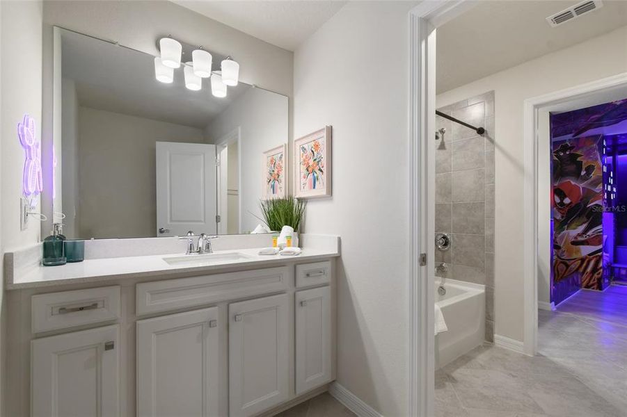 Furnished interior view inside a new home in Windsor Cay Resort, Clermont (Image 29).