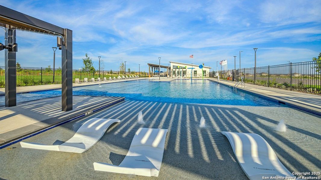 Image 39 of a home in Avenida. Image 39 of a home in Avenida.