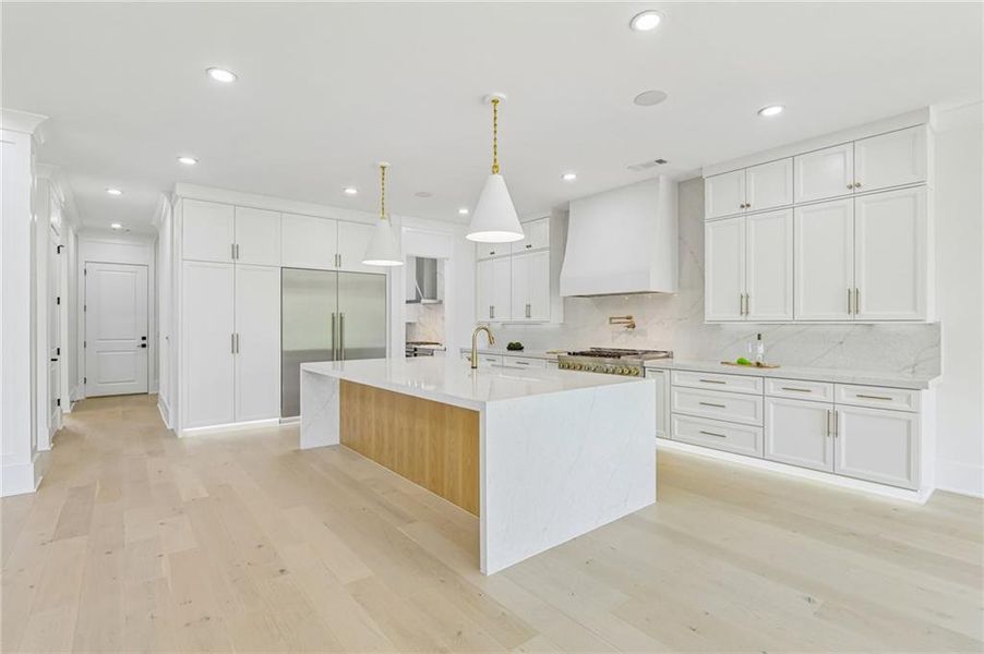 Furnished interior view inside a new home in , Buford (Image 10).