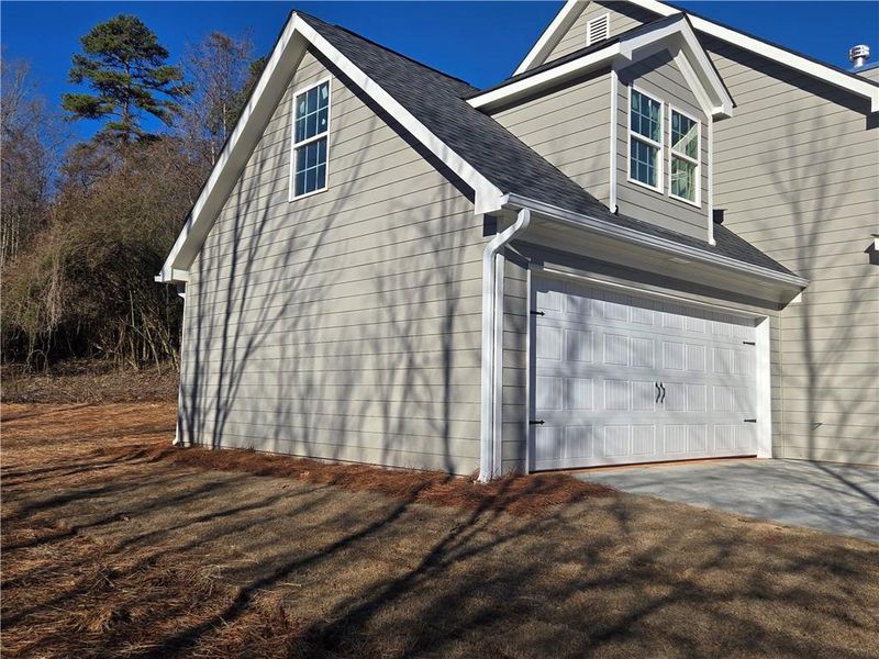 Exterior details and patio area of a home in , Gainesville (Image 20).