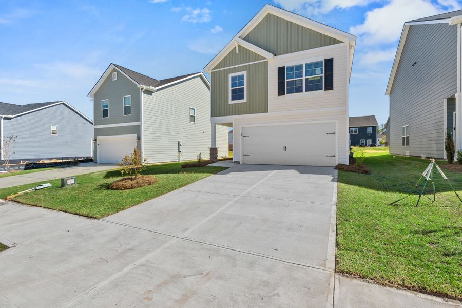 Exterior details and patio area of a home in Rivers Crossing, Aiken (Image 20). Exterior details and patio area of a home in Rivers Crossing, Aiken (Image 20).