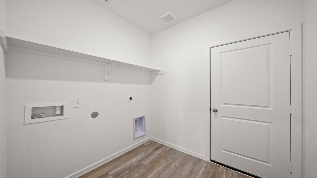 Representative unfurnished interior of a home built from the Harris by D.R. Horton in Cypress Green, Hockley (Image 22). Representative unfurnished interior of a home built from the Harris by D.R. Horton in Cypress Green, Hockley (Image 22).