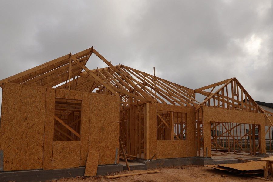 One-story home with 4 bedrooms, 3.5 baths and 4 car tandem garage One-story home with 4 bedrooms, 3.5 baths and 4 car tandem garage