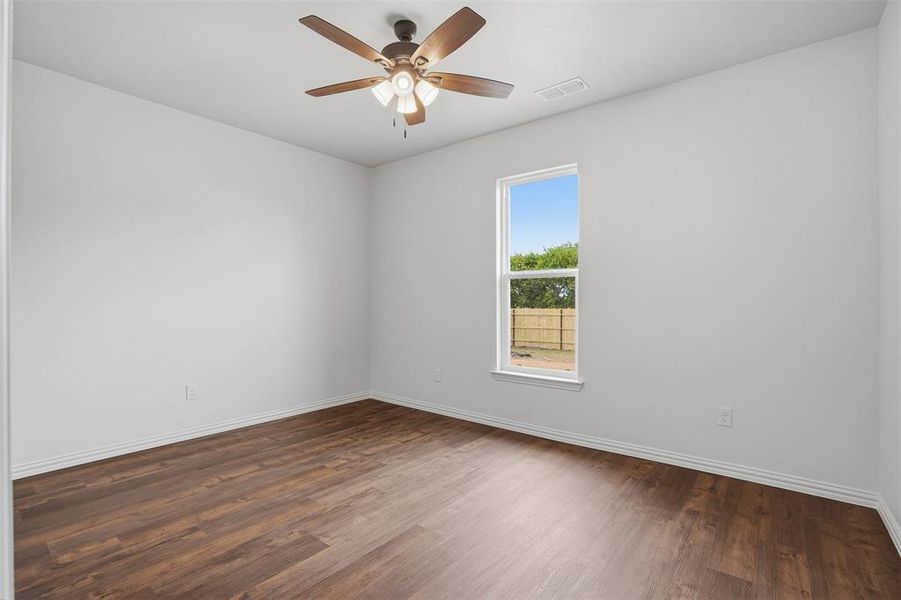 Spacious, unfurnished interior of a new home in , Grandview (Image 11). Spacious, unfurnished interior of a new home in , Grandview (Image 11).
