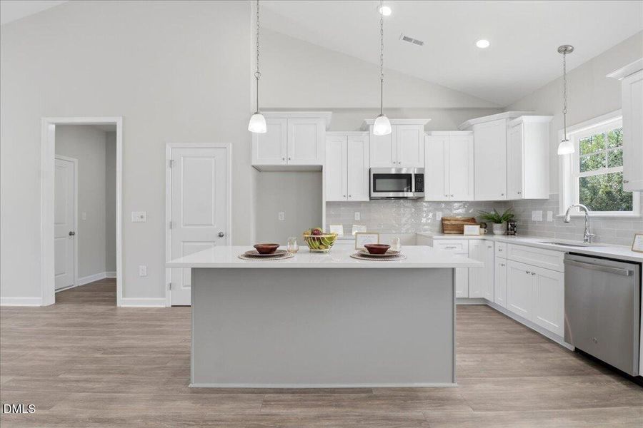 21-113 Sagewood Dr-21