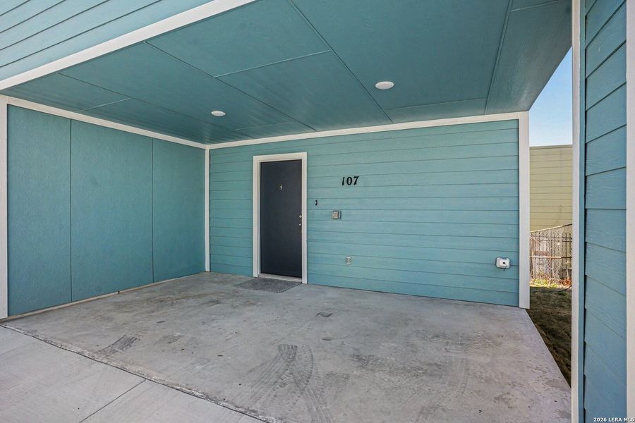 Exterior details and patio area of a home in , San Antonio (Image 3).