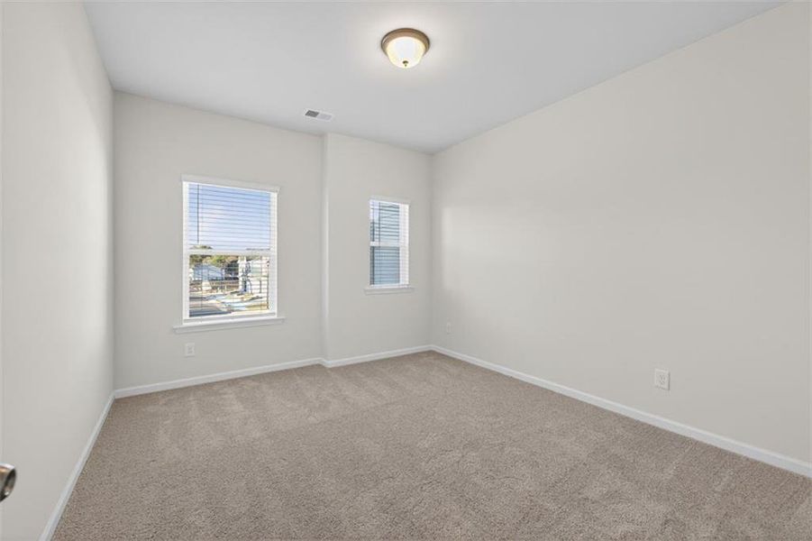 Spacious, unfurnished interior of a new home in Franklin Manor, Lawrenceville (Image 17).