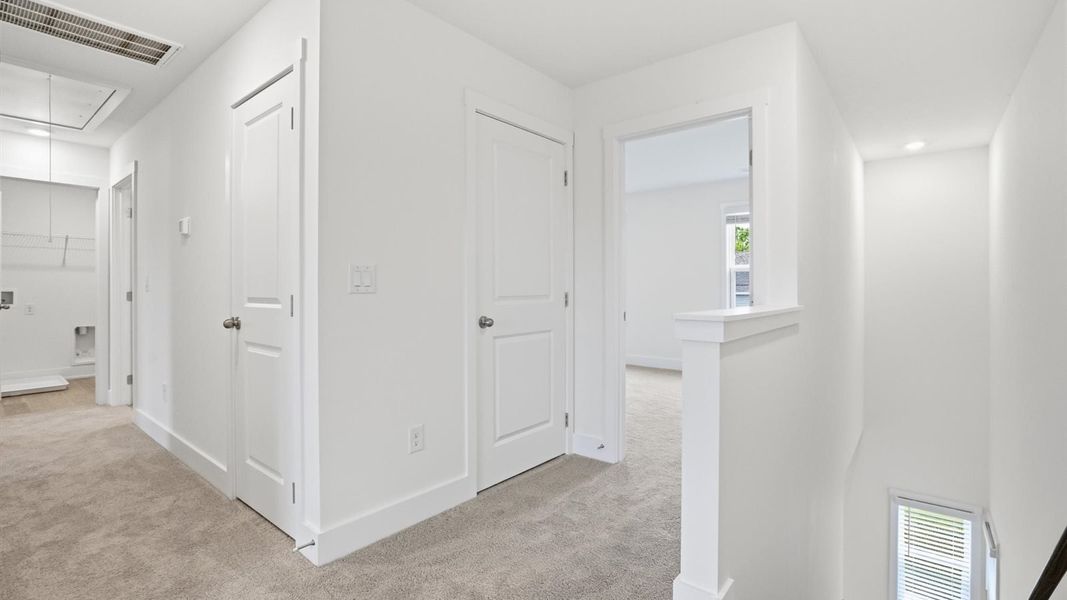 Spacious, unfurnished interior of a new home in Price's Point, Knoxville (Image 33). Spacious, unfurnished interior of a new home in Price's Point, Knoxville (Image 33).