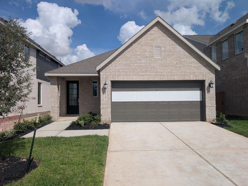**Photos are representative only. This is not the actual homesite.**