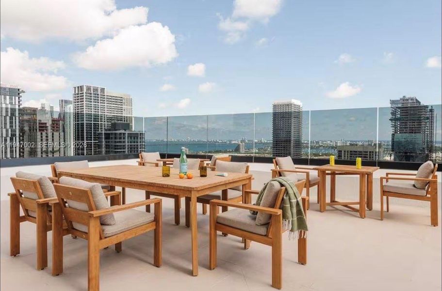 Condo located in Miami, FL showcasing its design and architecture (Image 23).