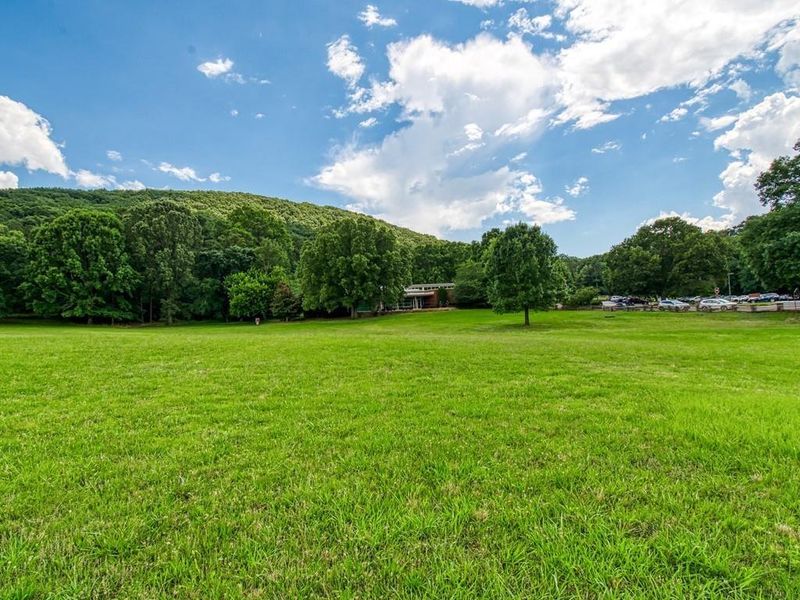Natural landscape and outdoor views near East Park Village in Kennesaw (Image 37).