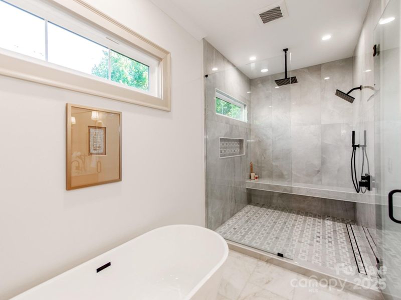 Giant Shower with Rain Head and Individual Shower Wand - Modern Linear Drain