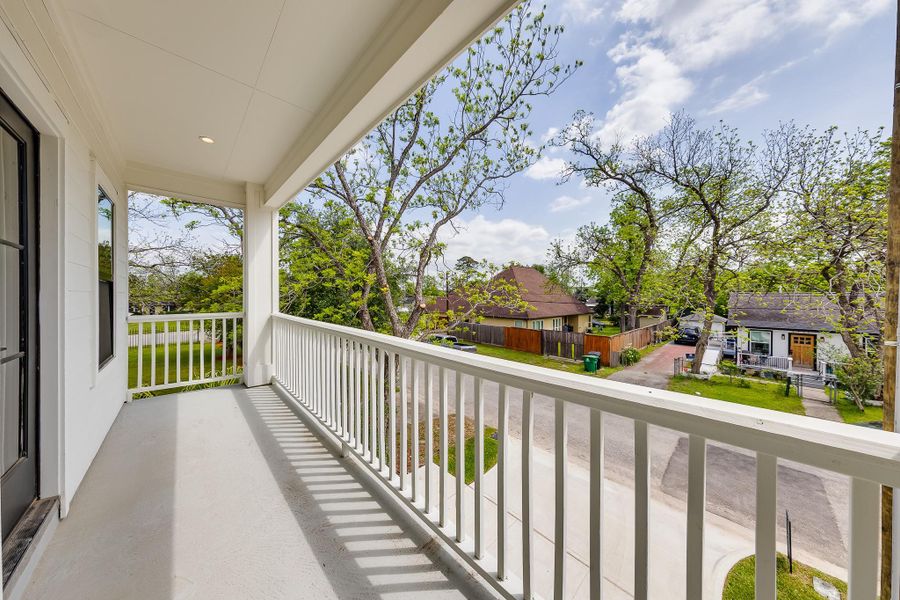 Exterior details and patio area of a home in , Houston (Image 27).