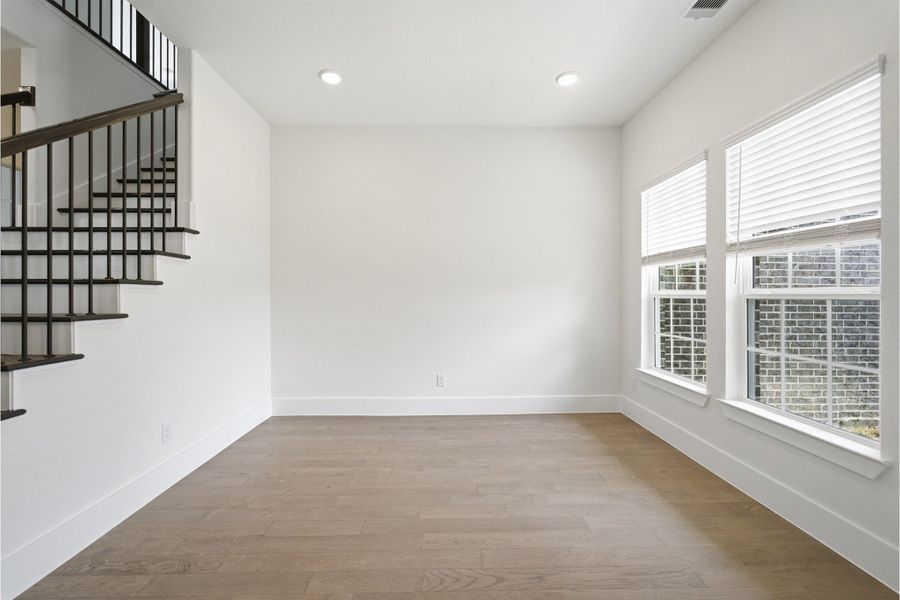 Spacious, unfurnished interior of a new home in Suncreek Estates, Rosharon (Image 18). Spacious, unfurnished interior of a new home in Suncreek Estates, Rosharon (Image 18).