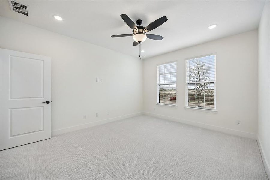 Spacious, unfurnished interior of a new home in Fields - East Village, Frisco (Image 15).