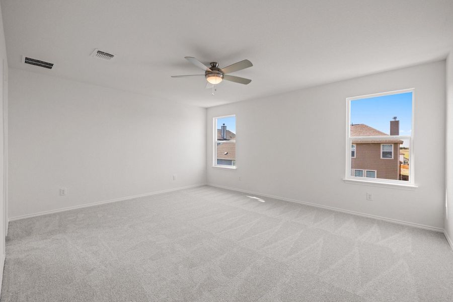 Spacious, unfurnished interior of a new home in Sonterra - Cool Water, Jarrell (Image 23).