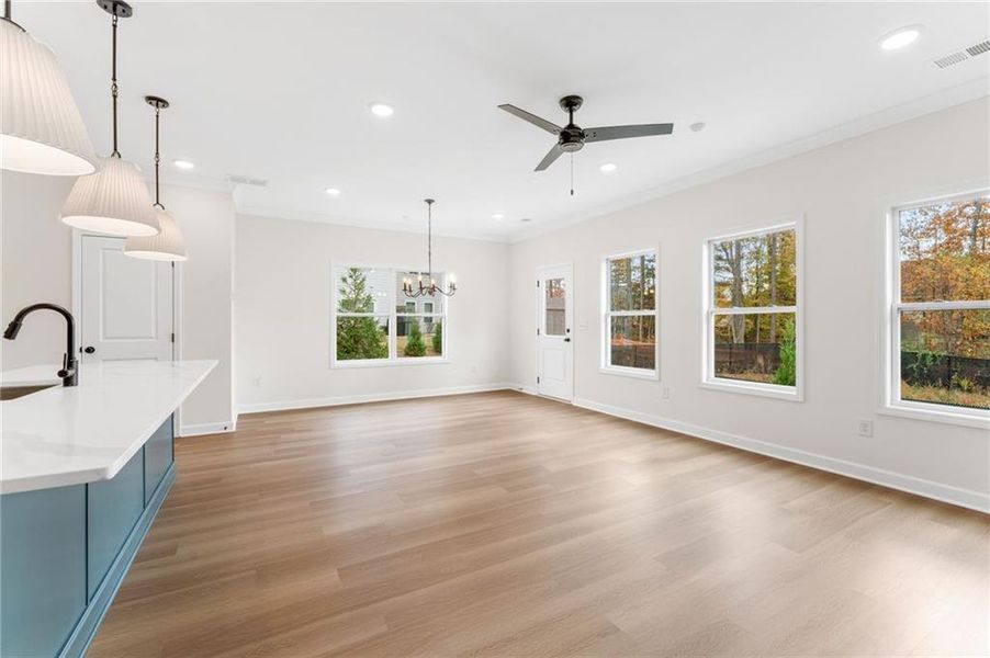 Spacious, unfurnished interior of a new home in Cherokee Township, Acworth (Image 19).
