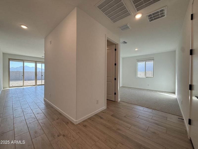 008_Hallway 008_Hallway