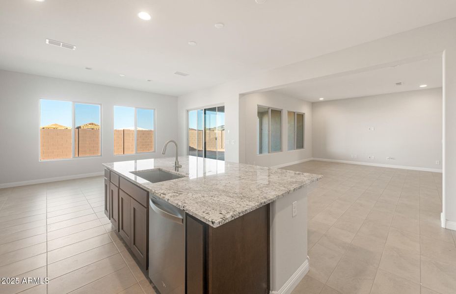 Kitchen/Cafe/Gathering Room