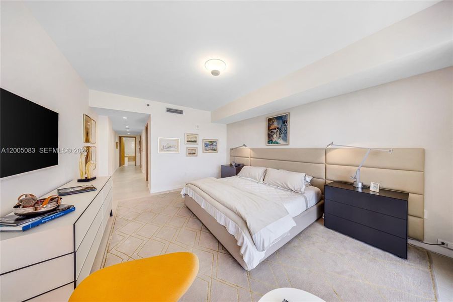 Furnished interior view inside a new home in Onda, Bay Harbor Islands (Image 76).